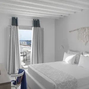 Mykonos Essence Adults Only מלון אורנוס